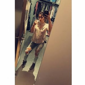 Meet your Posher, Amani